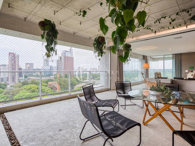 Venda em Pinheiros - São Paulo